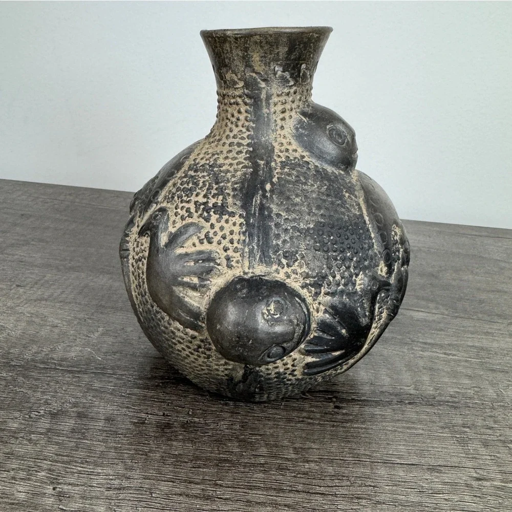 Antique Pre-Columbian Chimu Pottery Vase Carved Human Figures Animal Folk Art